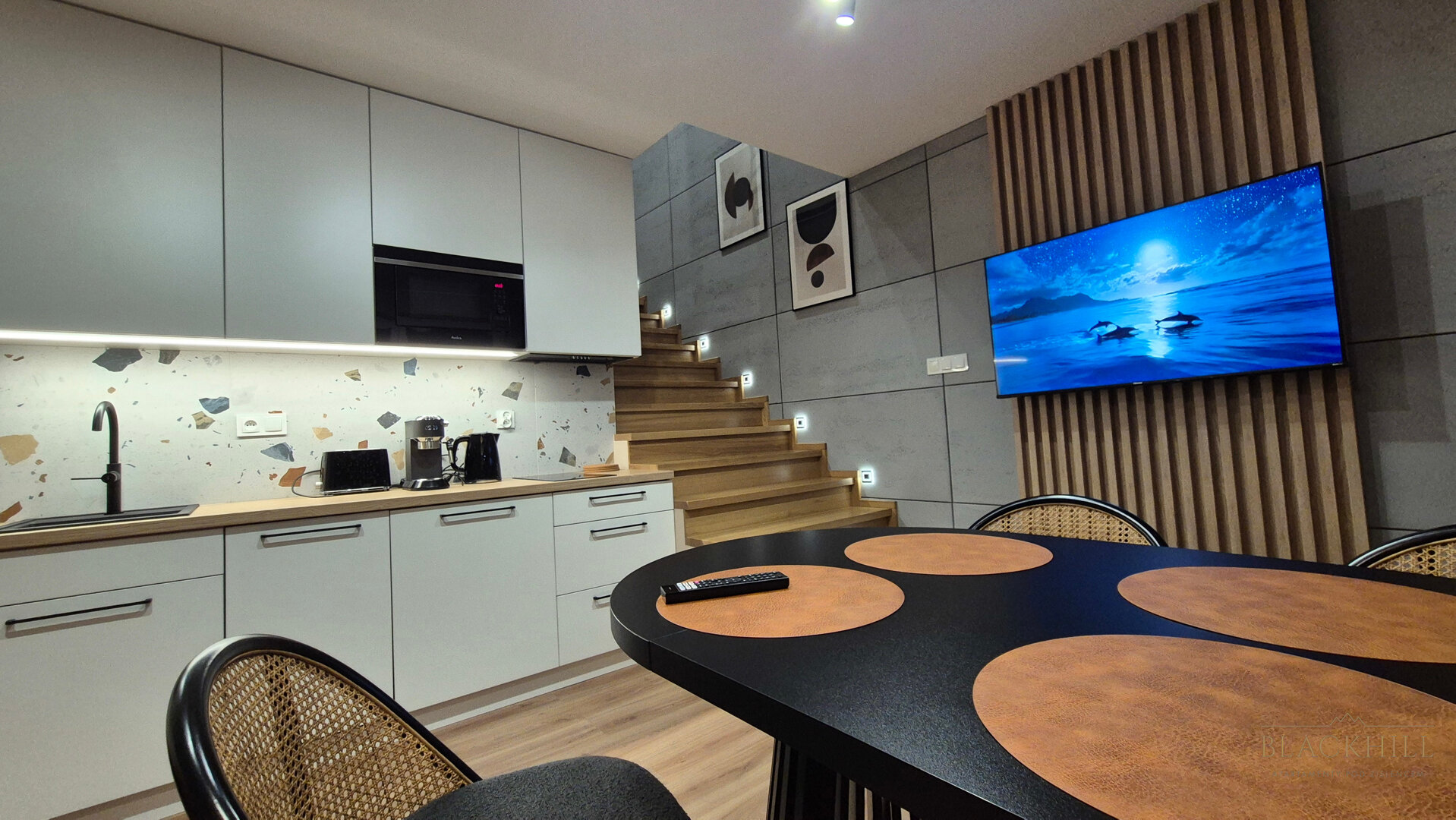 APART SERVICE SPÓŁKA Z OGRANICZONĄ ODPOWIEDZIALNOŚCIĄ - 4