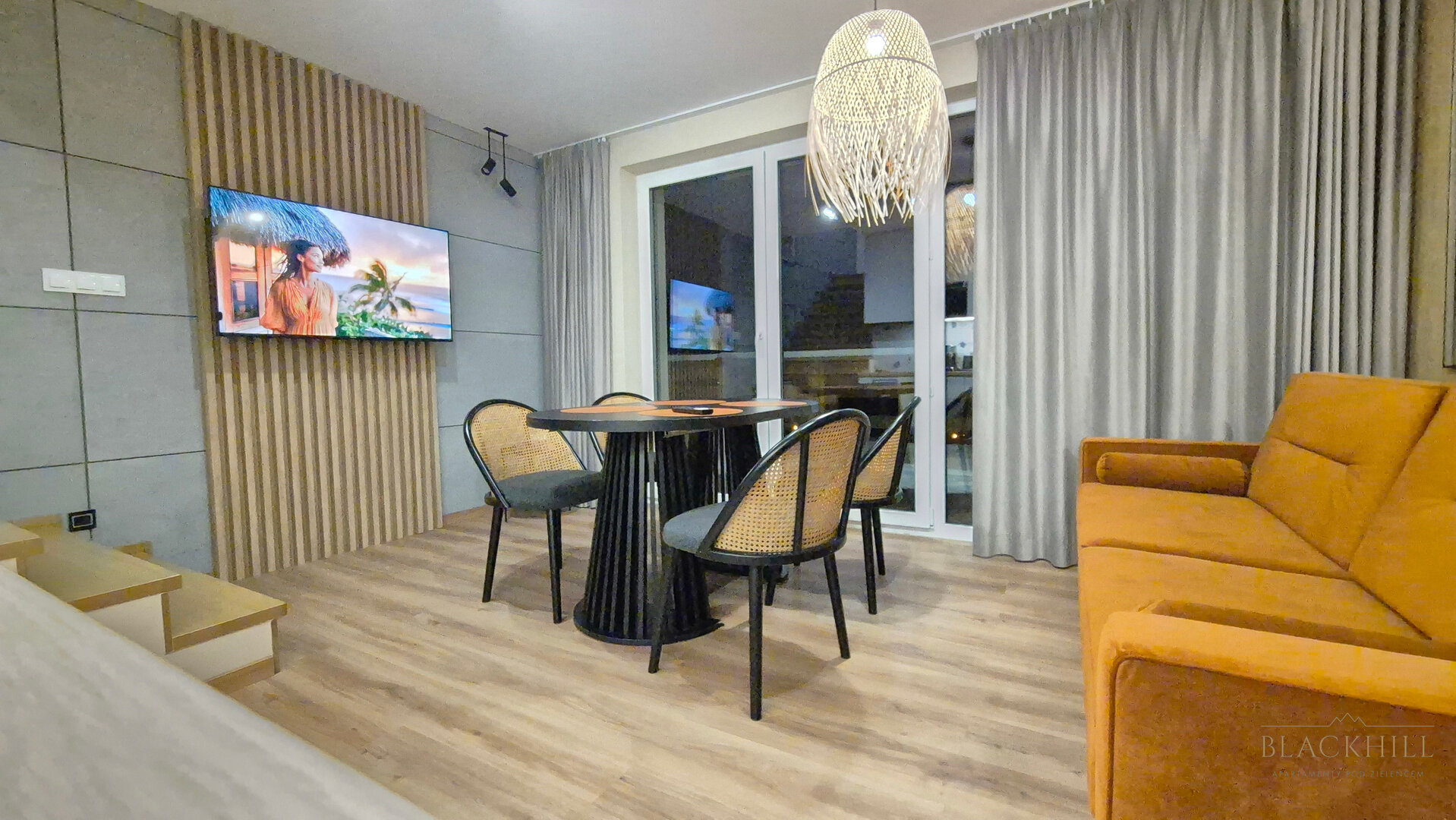 APART SERVICE SPÓŁKA Z OGRANICZONĄ ODPOWIEDZIALNOŚCIĄ - 6