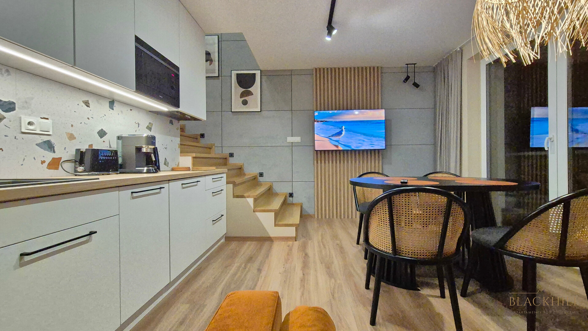 APART SERVICE SPÓŁKA Z OGRANICZONĄ ODPOWIEDZIALNOŚCIĄ - 10